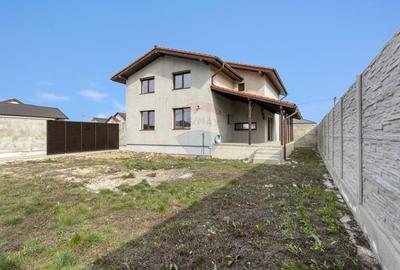 Casă cu 7 camere cu Teren 437 Mp în Livada - 21