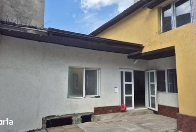 Casă cu 3 camere cu Teren 109 Mp în Tomis III