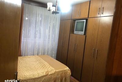Apartament cu 2 camere decomandat în Calea București