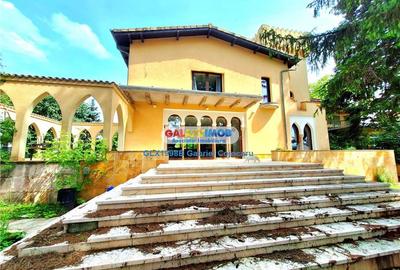 Casă cu 5 camere cu Teren 4043 Mp în Snagov