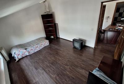 Casă cu 3 camere cu Teren 200 Mp în Central - 5