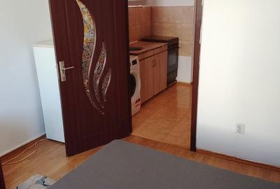 Garsonieră în CET - 9