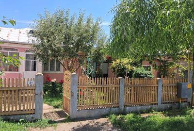 Casă cu 4 camere în Săbăoani - 3