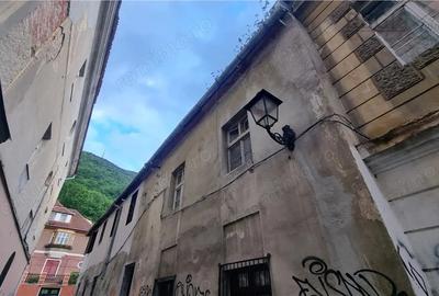 Apartament cu 2 camere în Centrul Istoric