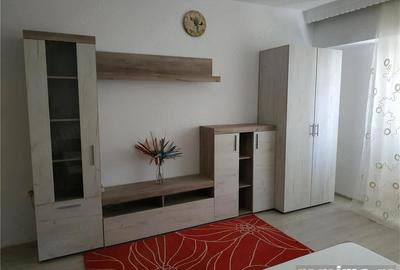 Garsonieră decomandată în Badea Cârțan