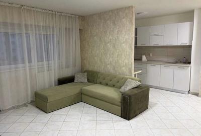 Apartament cu 3 camere decomandat, mobilat în Colentina