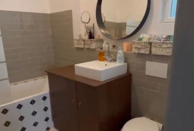 Apartament cu 3 camere decomandat în Central - 1