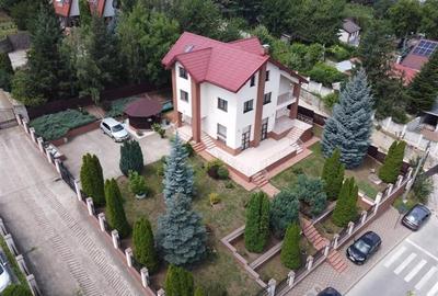 Casă individuală cu 6 camere cu Canalizare în Bucium - 1