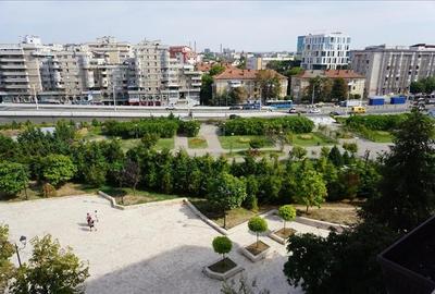 Apartament cu 2 camere decomandat în Ultracentral