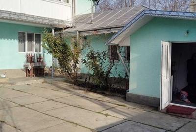 Casă cu 4 camere cu Teren 2000 Mp în Roșiești - 1