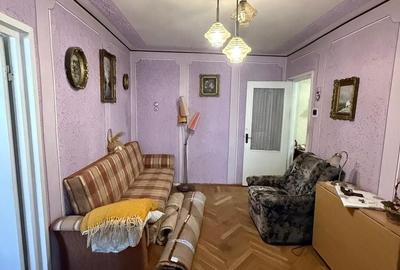 Apartament cu 2 camere nedecomandat în Central
