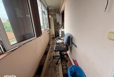 Apartament cu 3 camere decomandat în Ultracentral