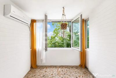 Apartament cu 4 camere decomandat în Punctele Cardinale