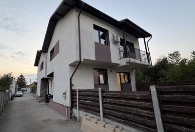 Casă individuală cu 4 camere cu Canalizare în Chiajna