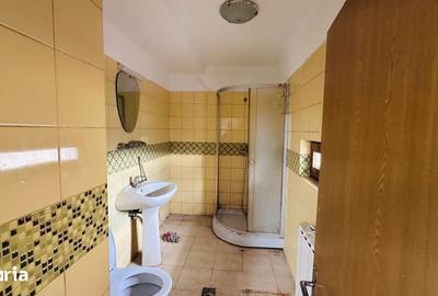 Casă cu Teren 783 Mp în Buriaș