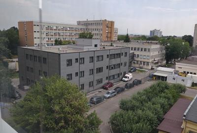 Apartament cu 3 camere decomandat în Careiului - 1