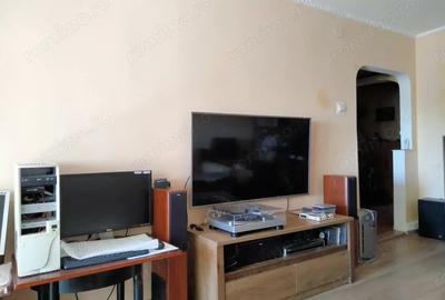 Apartament cu 4 camere decomandat în Central - 8
