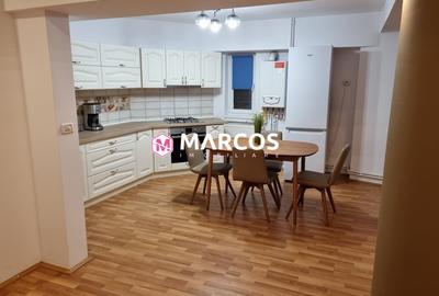 Apartament cu 3 camere în Central - 1