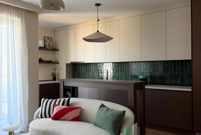 Apartament cu 3 camere semidecomandat, mobilat în Mărăști