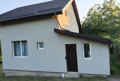 Casă individuală cu 4 camere cu Canalizare în Central - 3