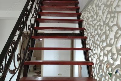 Casă cu 5 camere cu Teren 450 Mp în Central