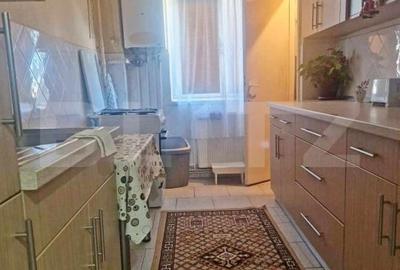Apartament cu 3 camere decomandat, mobilat în Câmpia Turzii