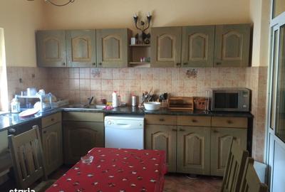 Casă cu Teren 1186 Mp în Moieciu - 1