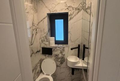 Apartament cu 3 camere decomandat în Aviatorilor