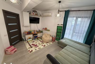 Apartament cu 2 camere semidecomandat în Valu lui Traian - 2