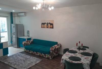 Apartament cu 2 camere decomandat în Roșu
