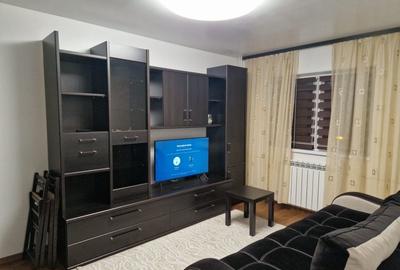 Garsonieră decomandată în 9 Mai
