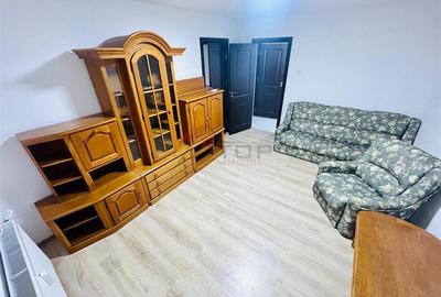 Apartament cu 2 camere decomandat în Podu Roș