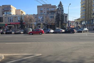 Spațiu comercial, de 80 mp, în Central - 2