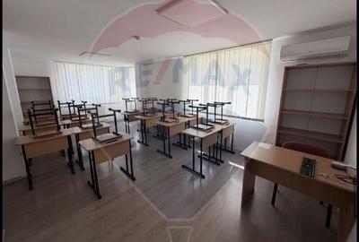 Casă individuală cu 6 camere cu Teren 100 Mp în Banu Manta - 12