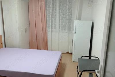 Garsonieră decomandată în Micro 19