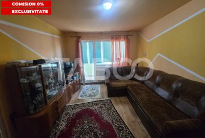 Apartament cu 2 camere semidecomandat, mobilat în Mihai Viteazul