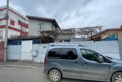 Casă individuală cu 5 camere cu Canalizare în Pantelimon - 1