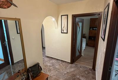 Apartament cu 3 camere în Bistrița Lac - 1