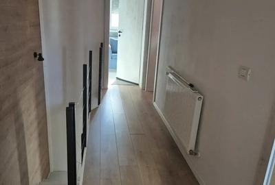 Casă cu 4 camere cu Teren 325 Mp în Dumbrăvița - 1