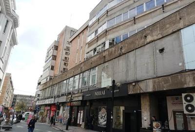 Birou, de 800 mp, în Ultracentral - 1