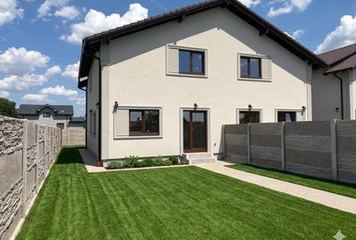 Duplex cu 3 camere cu Canalizare în Moșnița Veche - 10