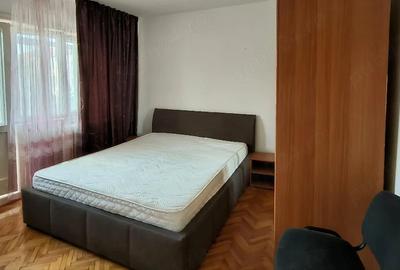 Apartament cu 3 camere decomandat în Soarelui - 5