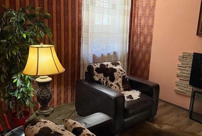 Apartament cu 3 camere decomandat în P-ța Unirii - 2