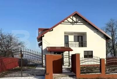 Casă individuală cu 6 camere cu Teren 759 Mp în Periferie