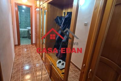 Apartament cu 3 camere decomandat în Câmpina - 1
