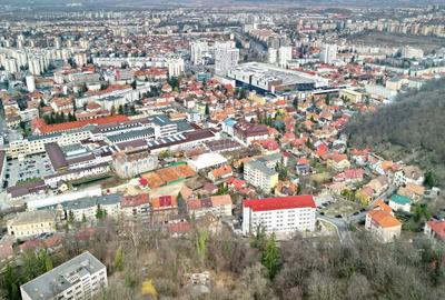 Teren Construcții intravilan de 10403 mp, în 15 Noiembrie - 25