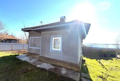 Casă cu 3 camere în Ulmu - 1
