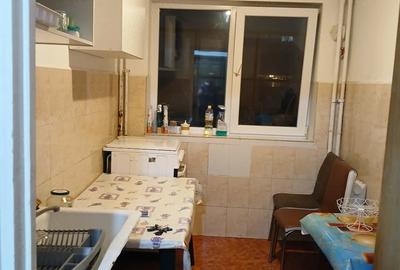 Apartament cu 2 camere semidecomandat în Vest