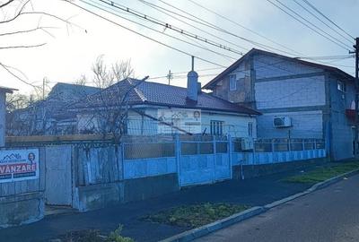 Casă cu 2 camere în Central