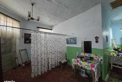 Casă cu 3 camere în Central